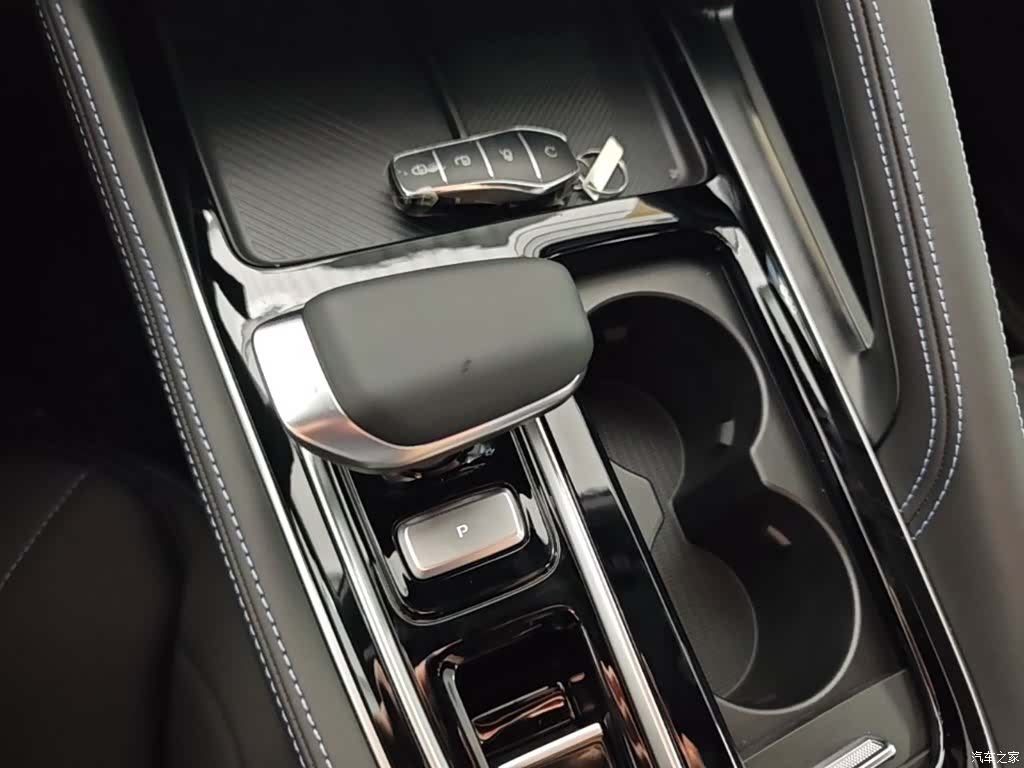 Geely Preface, 2026 14