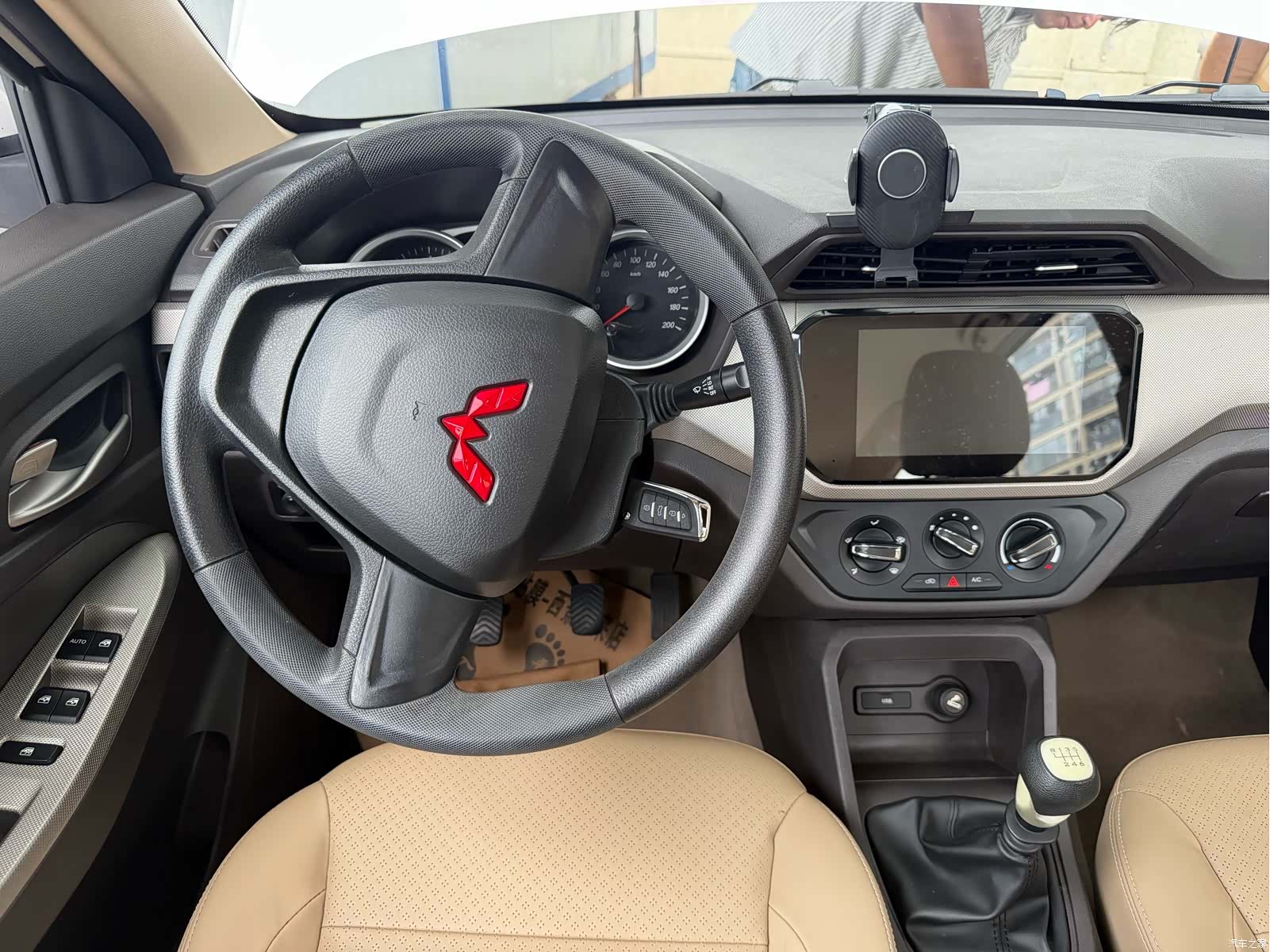 Wuling Hongguang, 2022 14