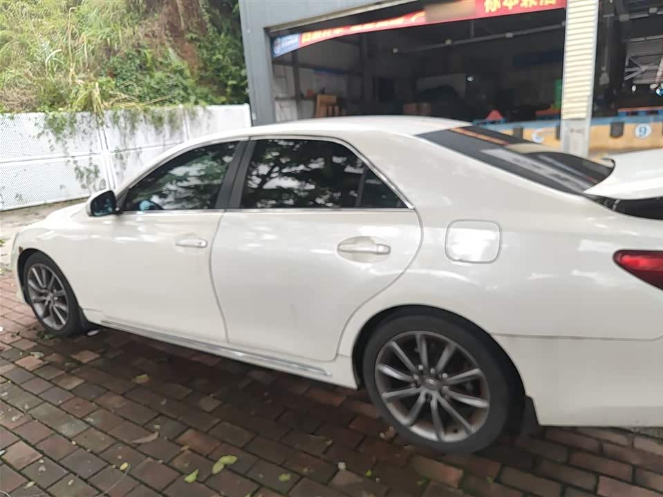 Toyota Reiz Toyota Reiz