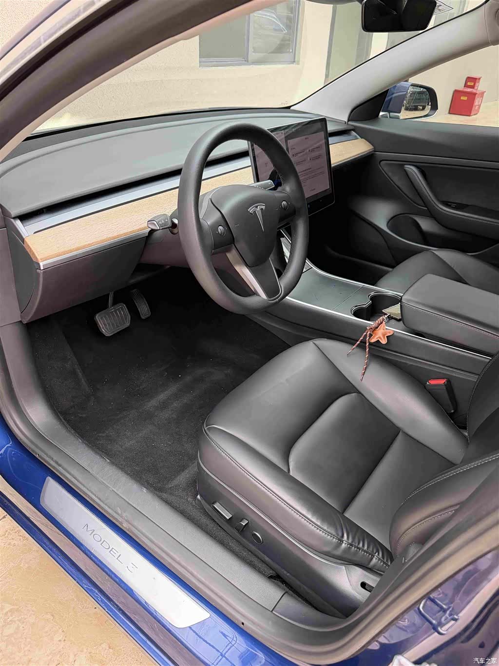 Tesla Model 3, 2020 4