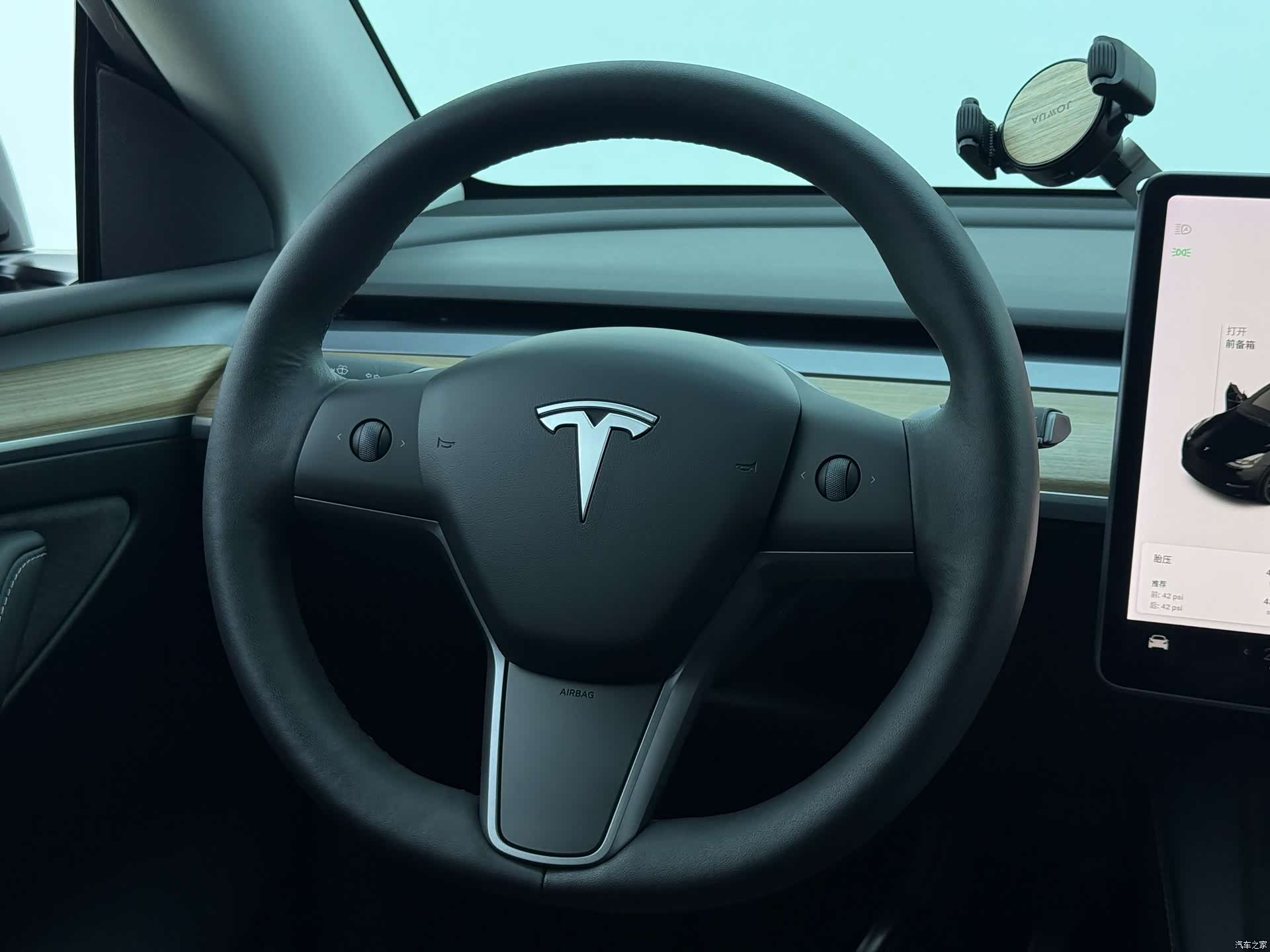 Tesla Model Y, 2021 6