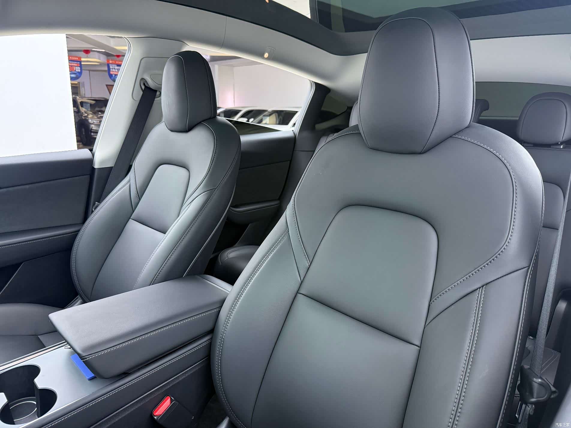 Tesla Model Y, 2021 14