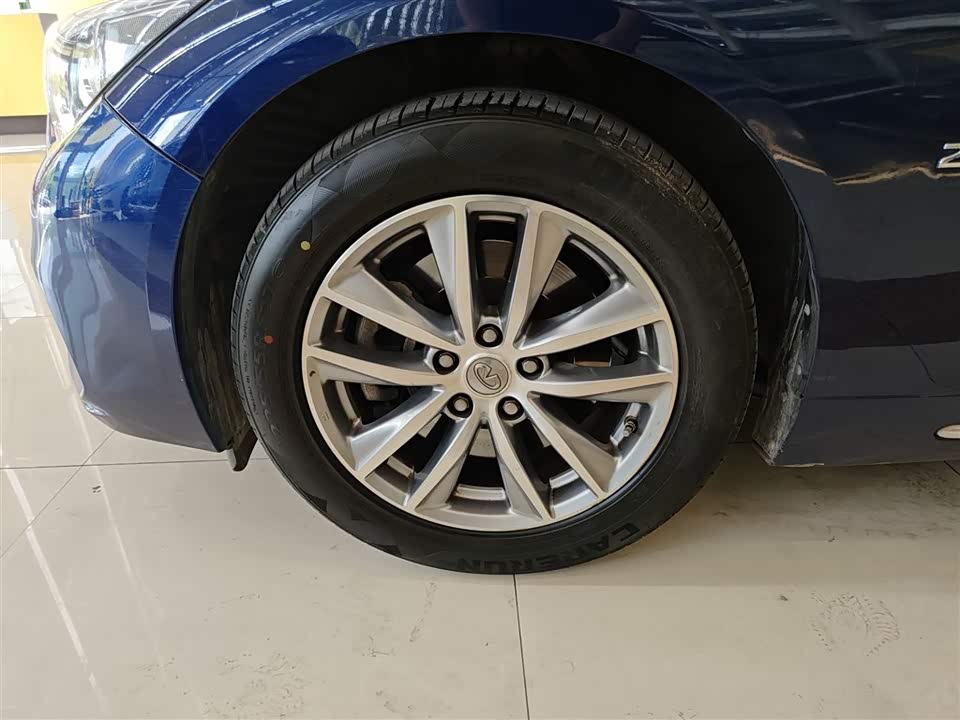 Infiniti Q50L Infiniti Q50L