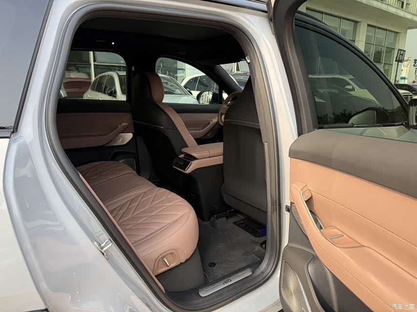 NIO ES6, 2026 11
