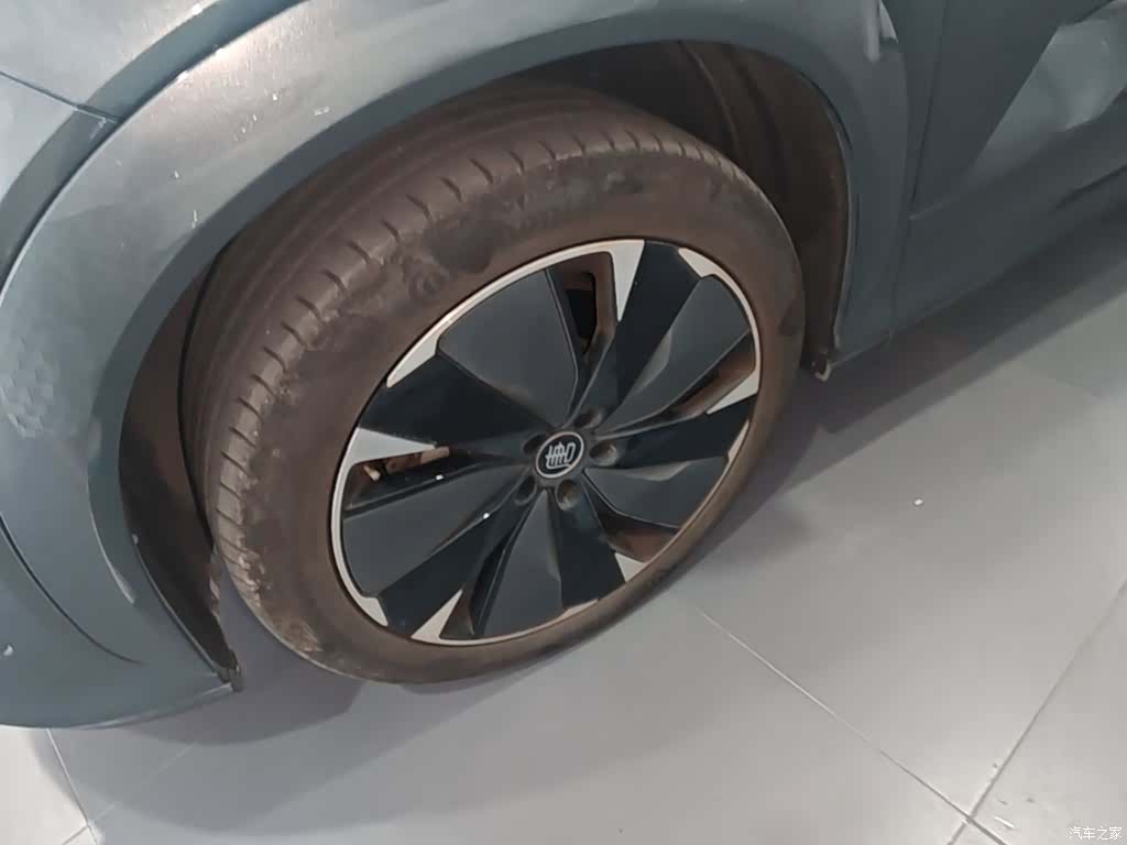BYD Tang, 2025 23