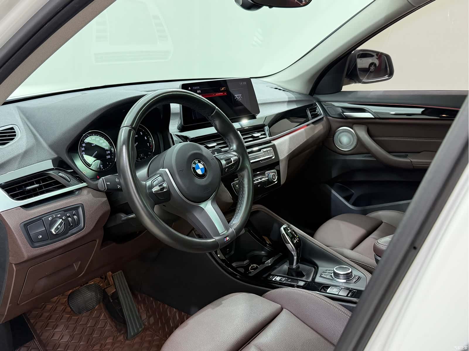 BMW X1, 2021 11
