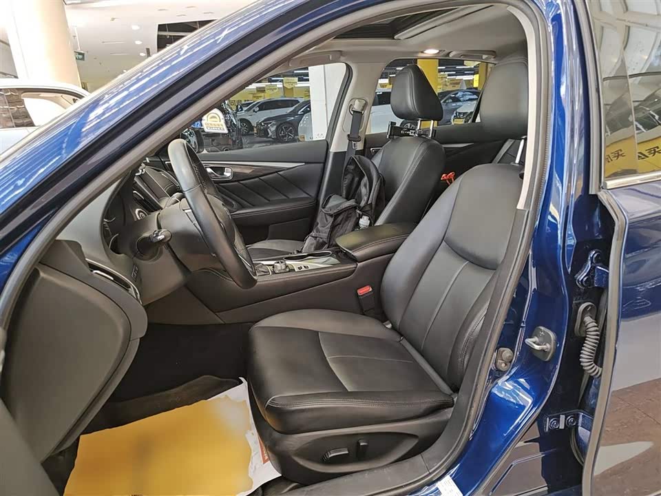 Infiniti Q50L Infiniti Q50L