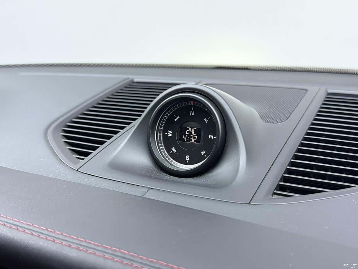 Porsche Macan, 2022 6
