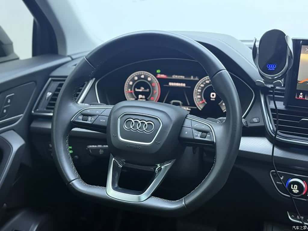 Audi Q5L, 2022 15