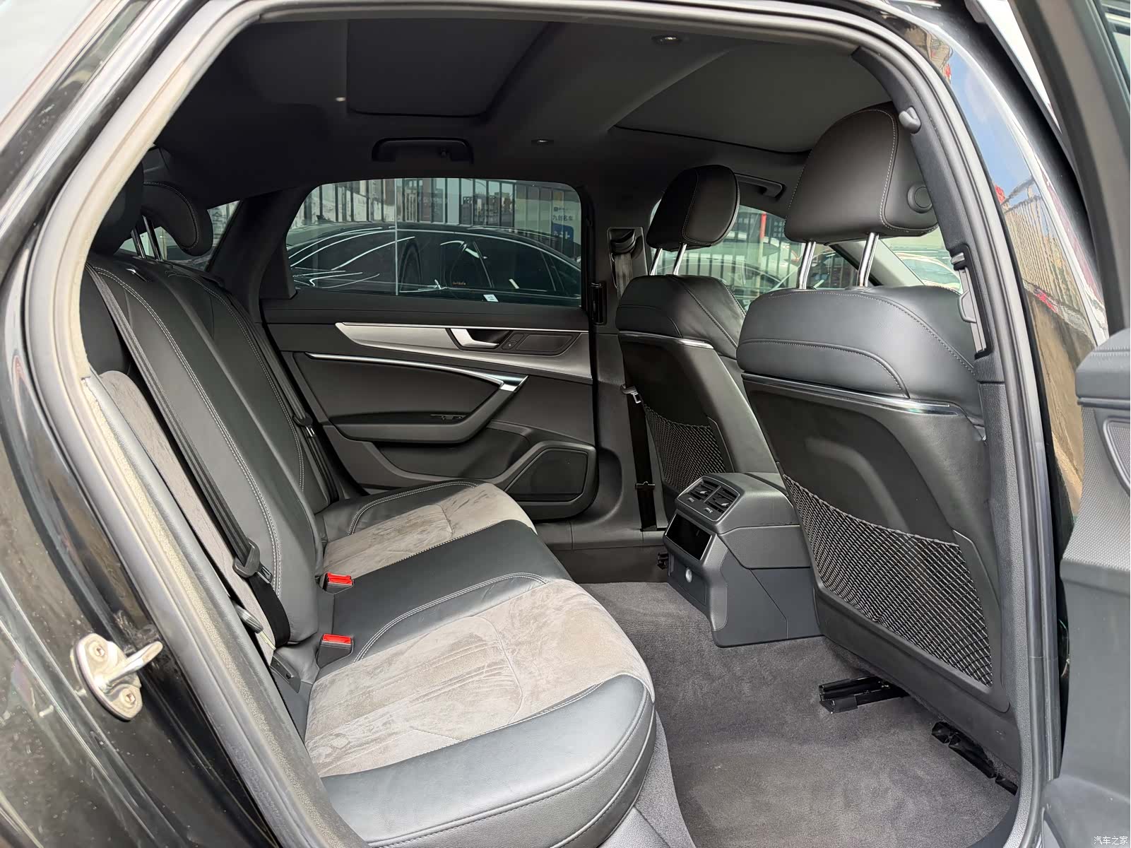 Audi A6L, 2020 7