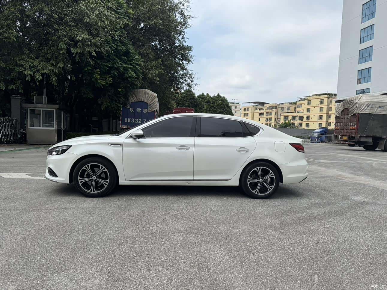 MG MG6, 2018 30