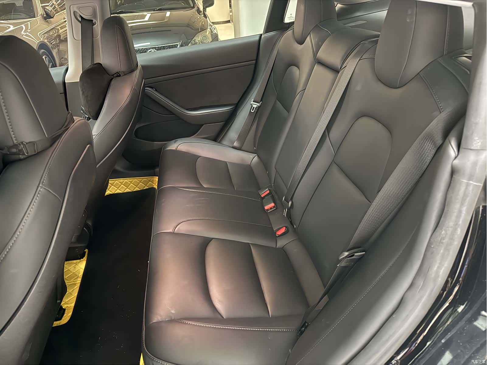 Tesla Model 3, 2022 11
