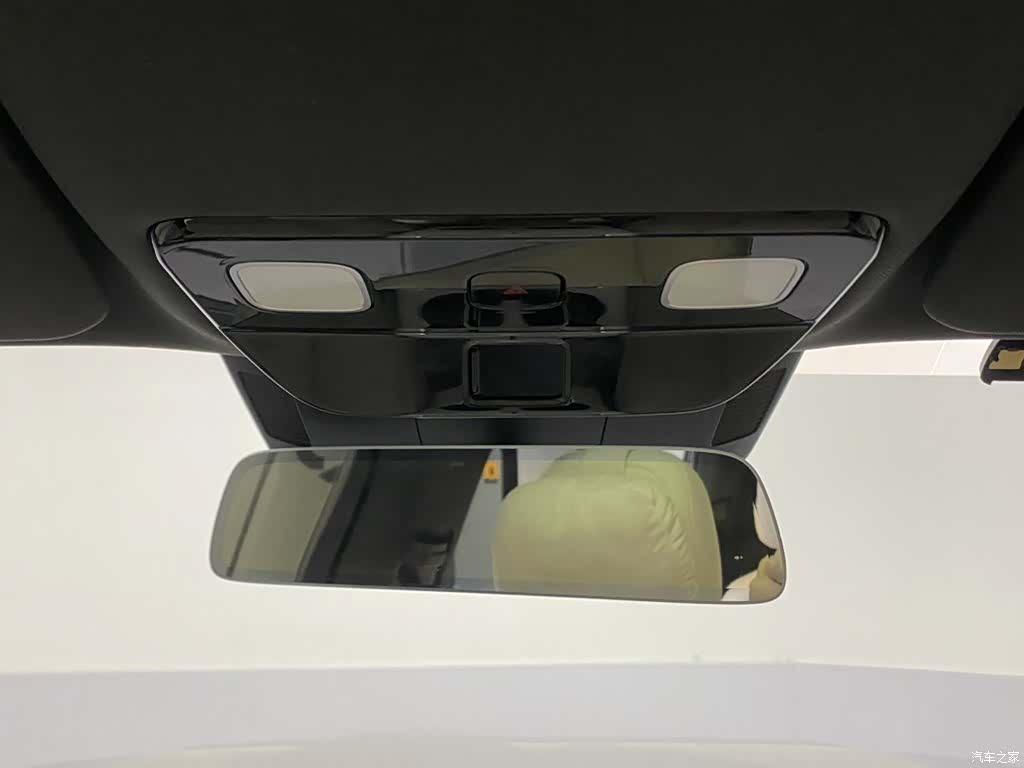 Li Auto L8, 2024 28