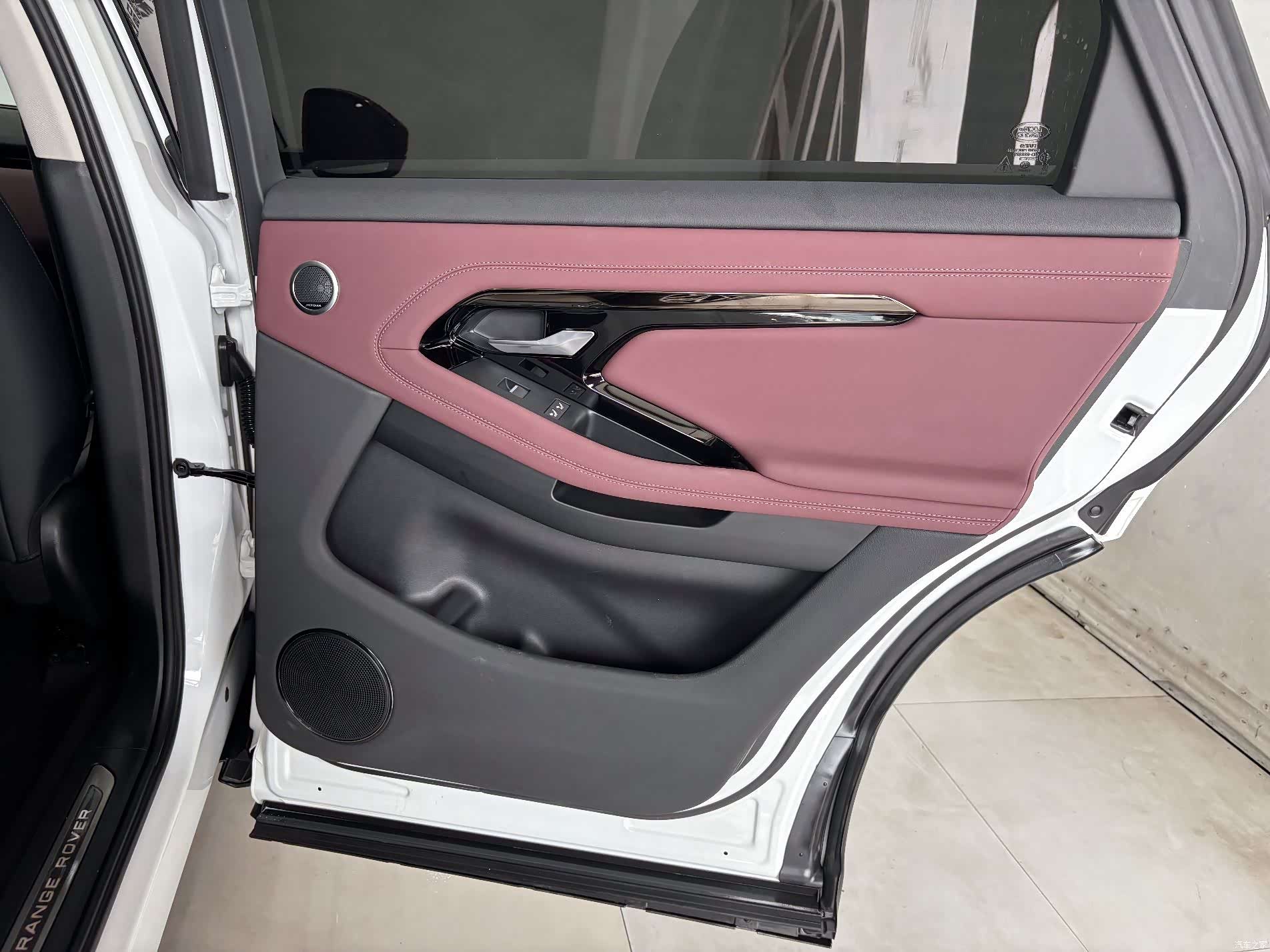 Land Rover Range Rover, 2024 23