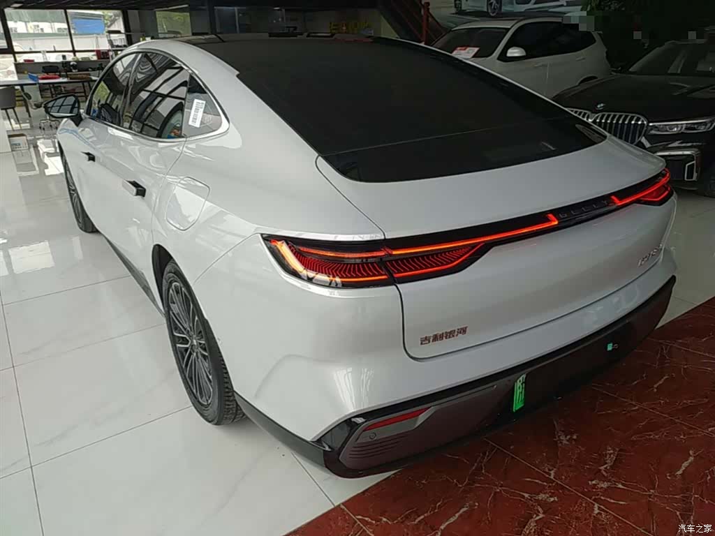 Geely 8, 2025 все фото