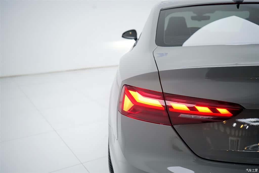 Audi A5, 2021 11