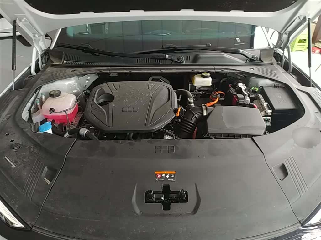 Geely 8, 2025 20