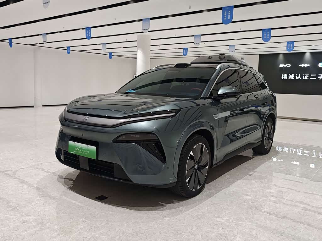 BYD Tang L