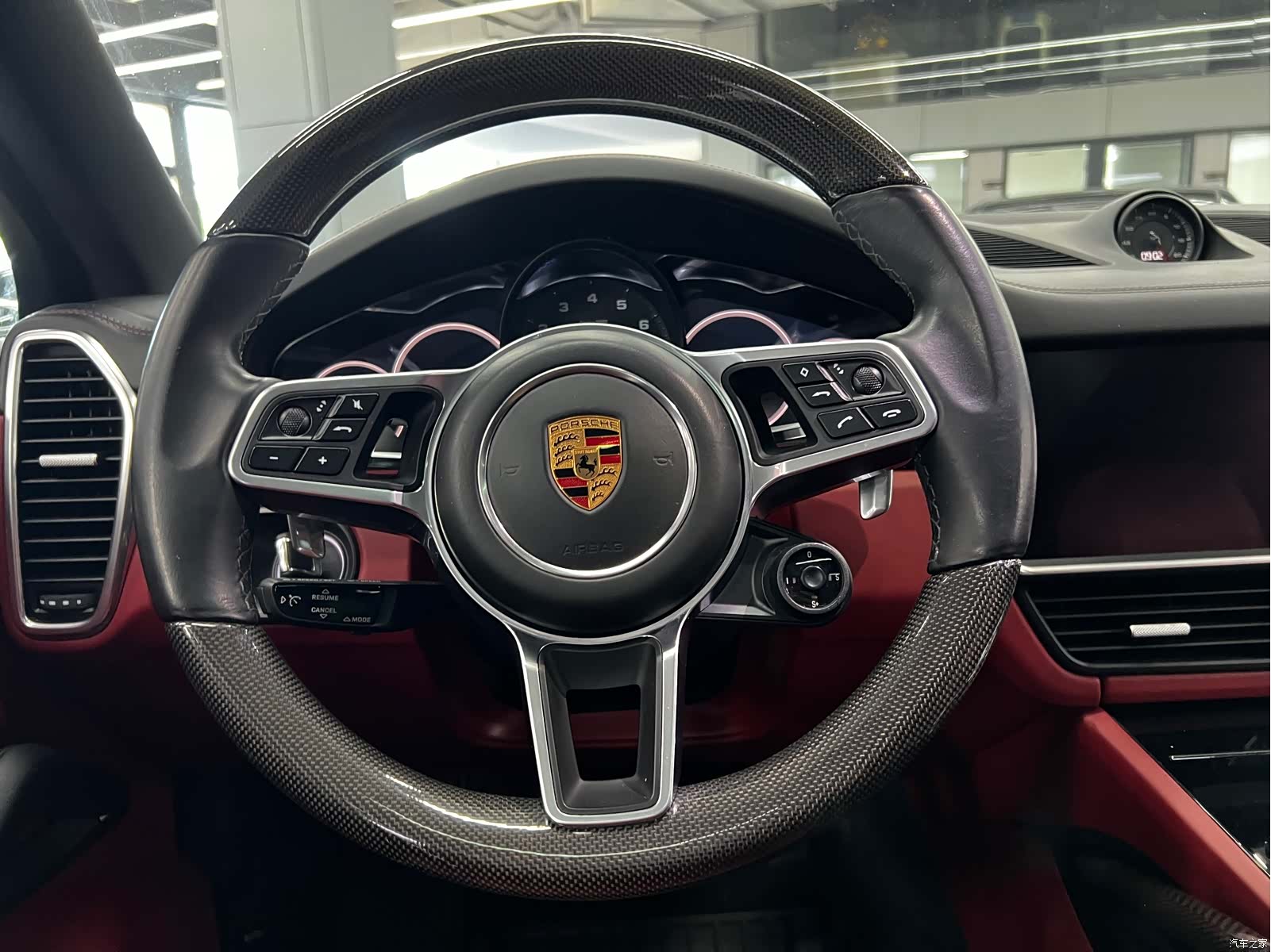 Porsche Cayenne, 2020 9