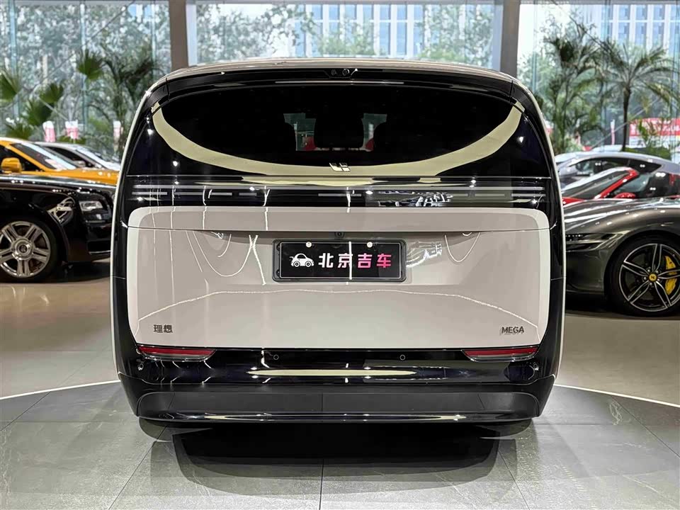 Li Auto Ideal MEGA