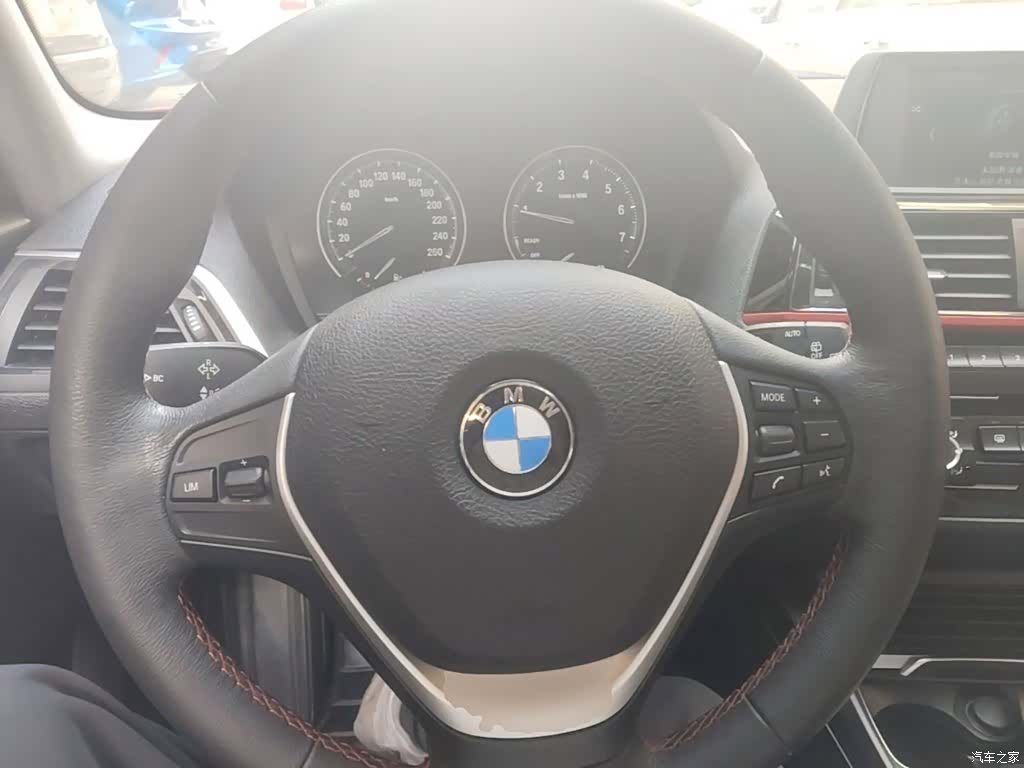 BMW 1 Series, 2019 11