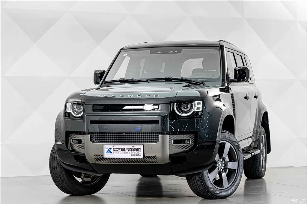 Land Rover Defender, 2025 3