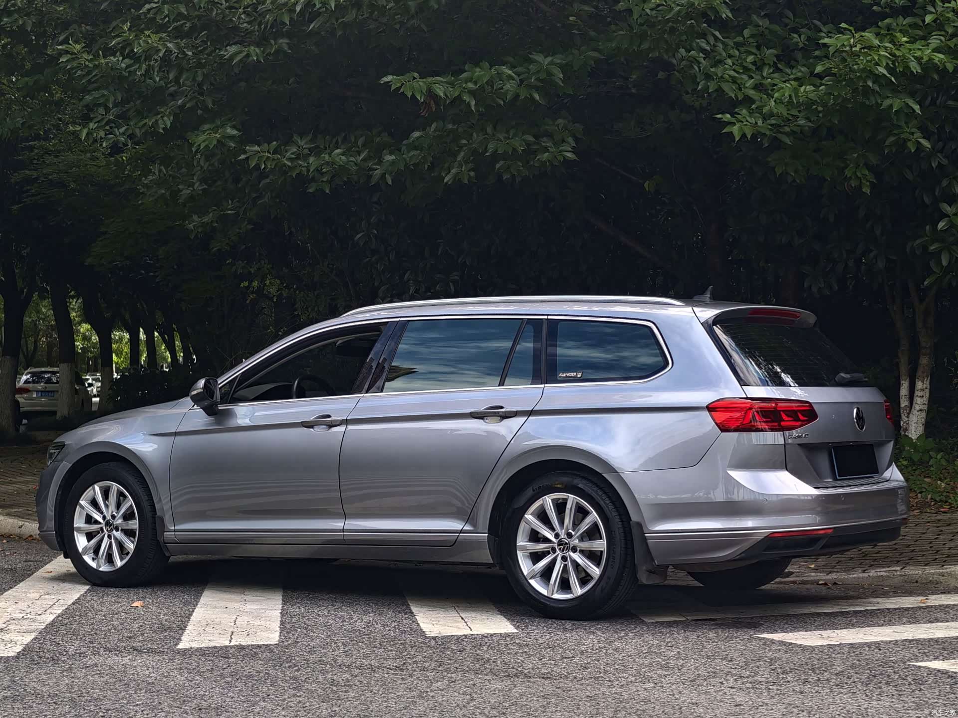 Volkswagen Variant, 2022 3