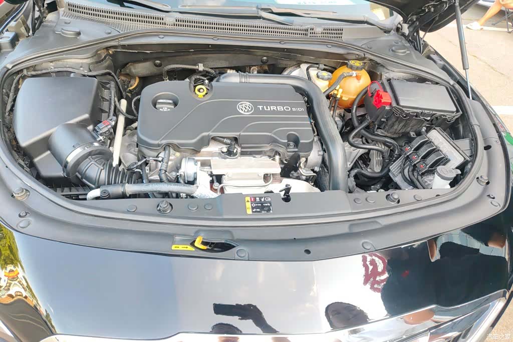 Buick LaCrosse, 2017 10