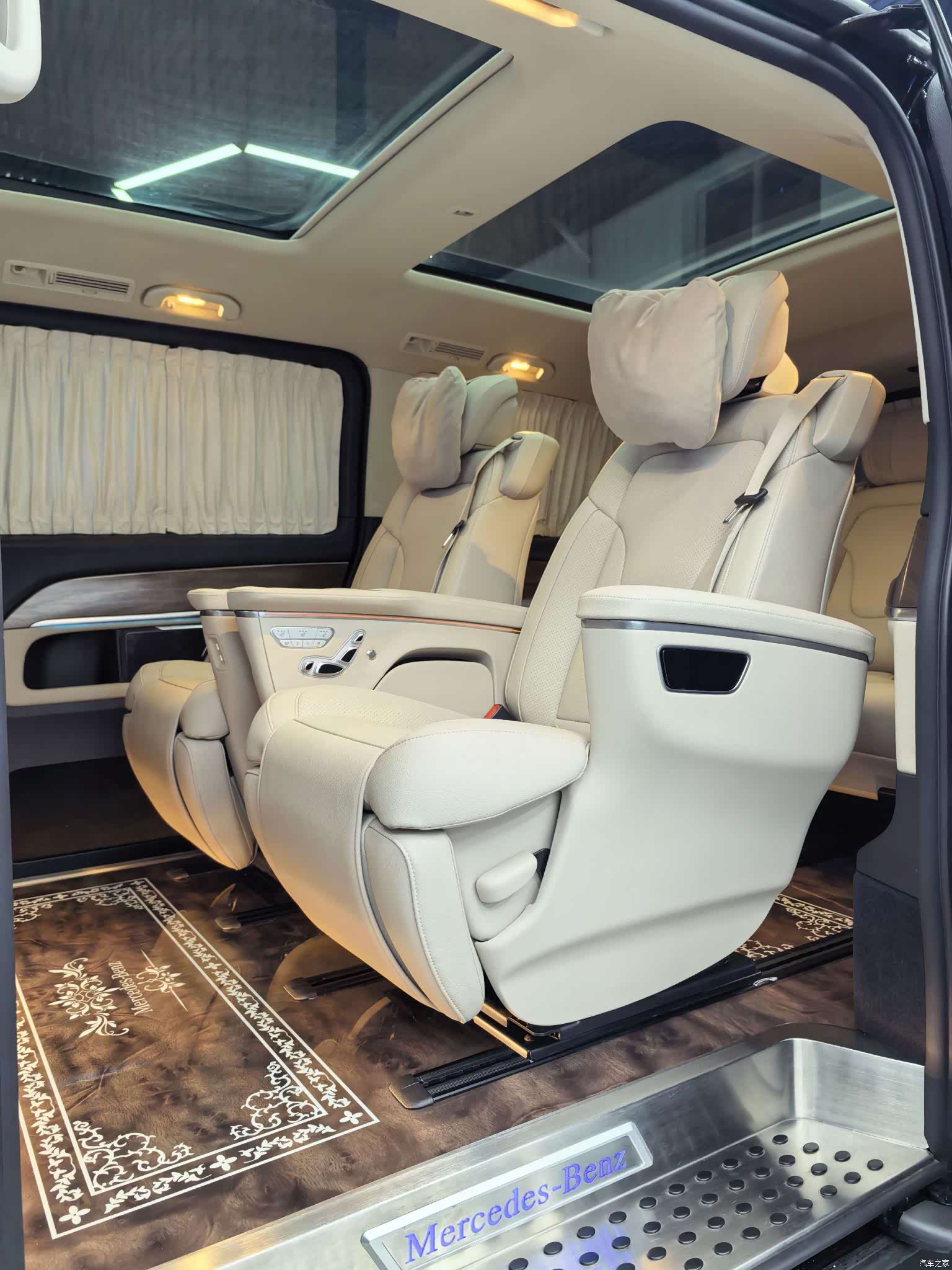 Mercedes-Benz V-Class, 2021 6