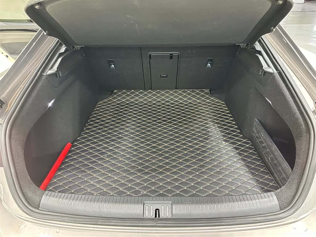 Volkswagen CC, 2021 10