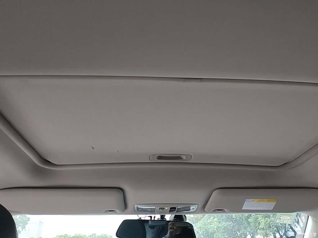 Mitsubishi Outlander, 2018 18