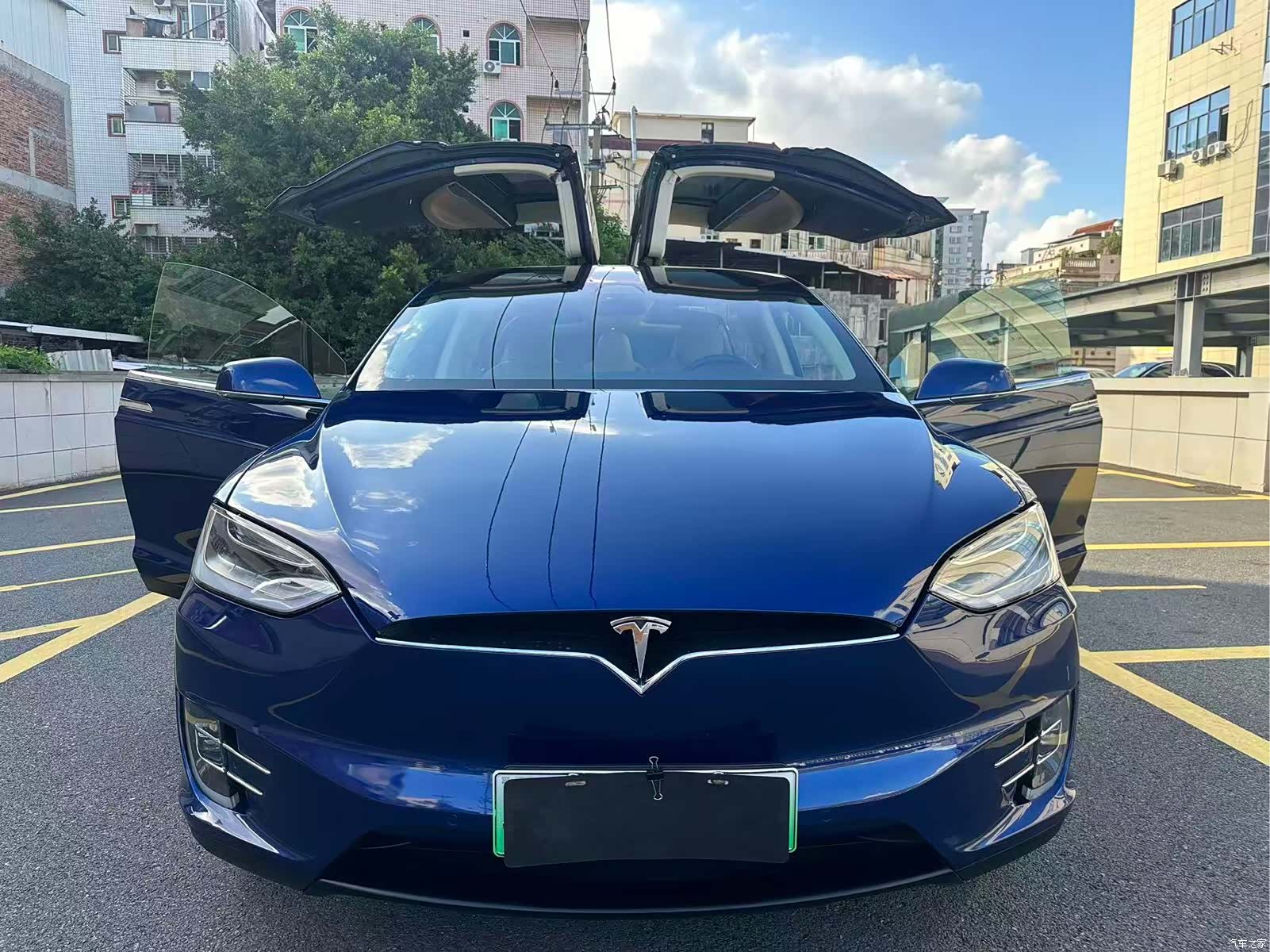 Tesla Model X, 2017 2