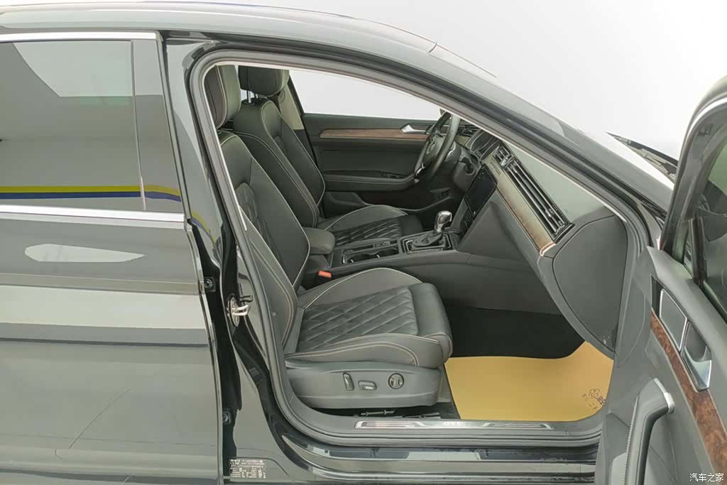 Volkswagen Magotan, 2021 8
