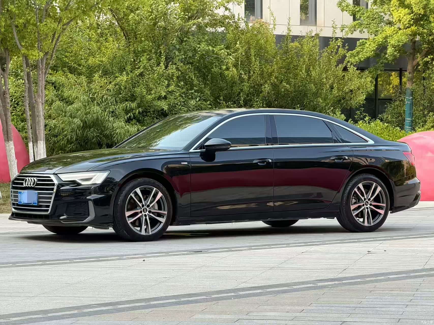 Audi A6L, 2022 1