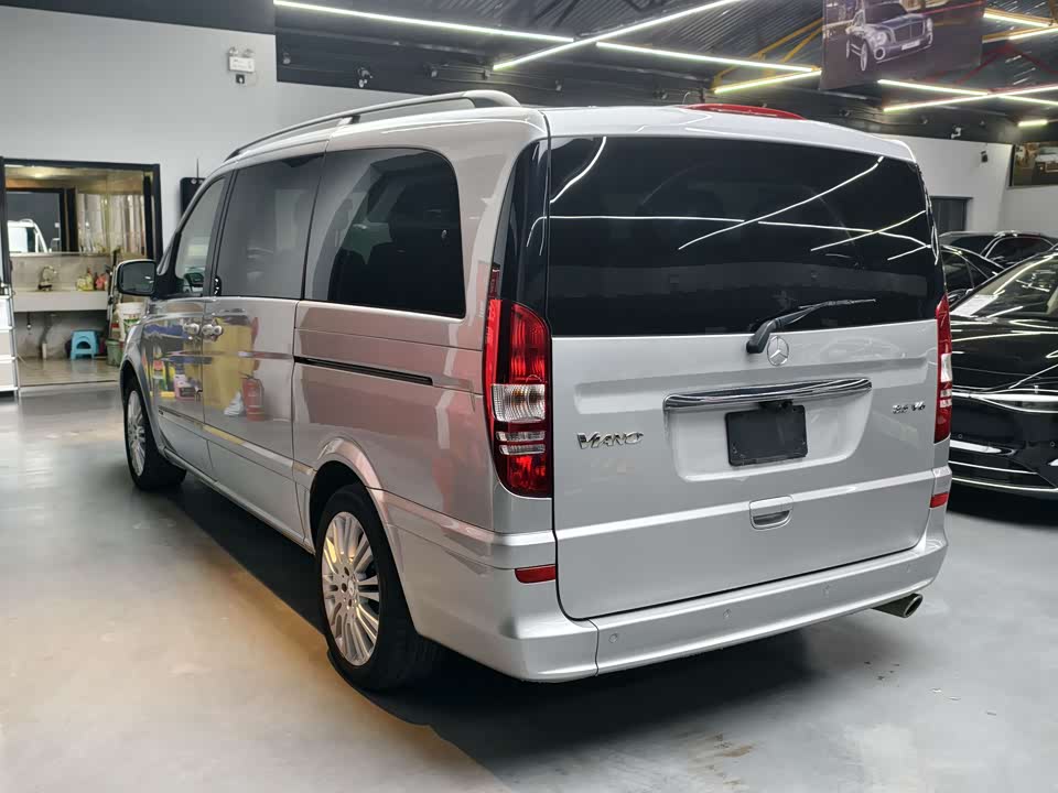 Mercedes-Benz Viano