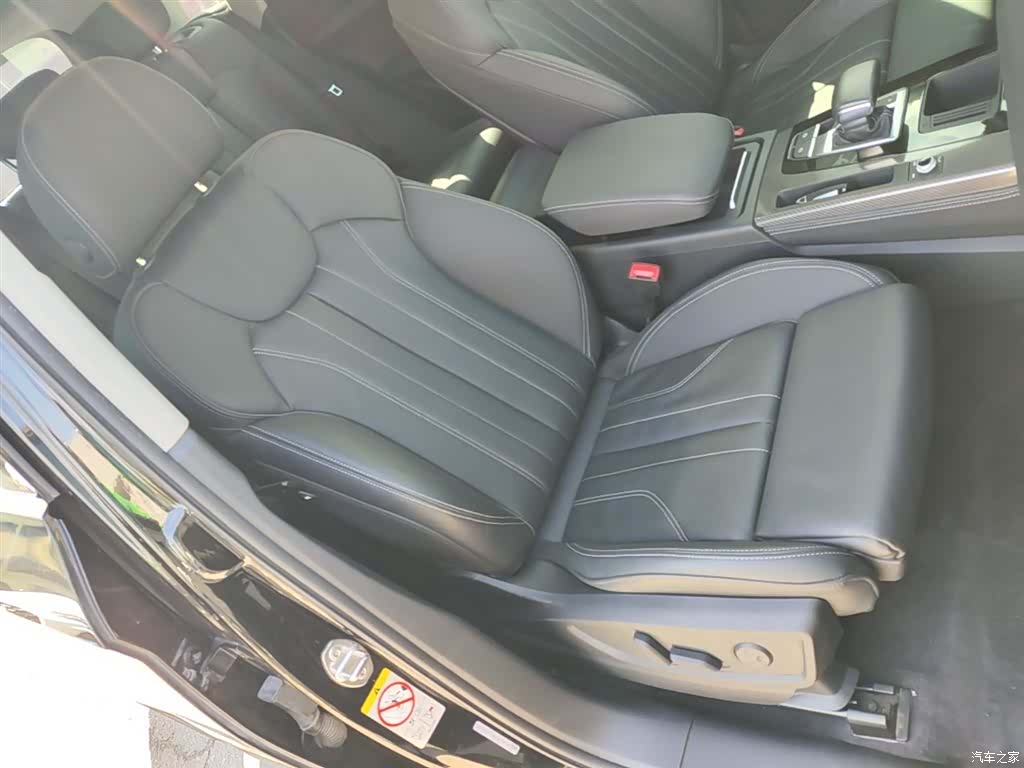Audi Q5L, 2021 24