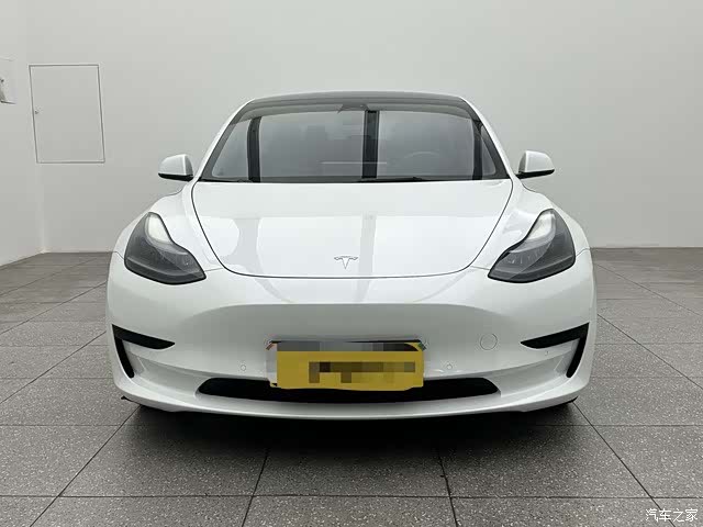 Tesla Model 3, 2023 2