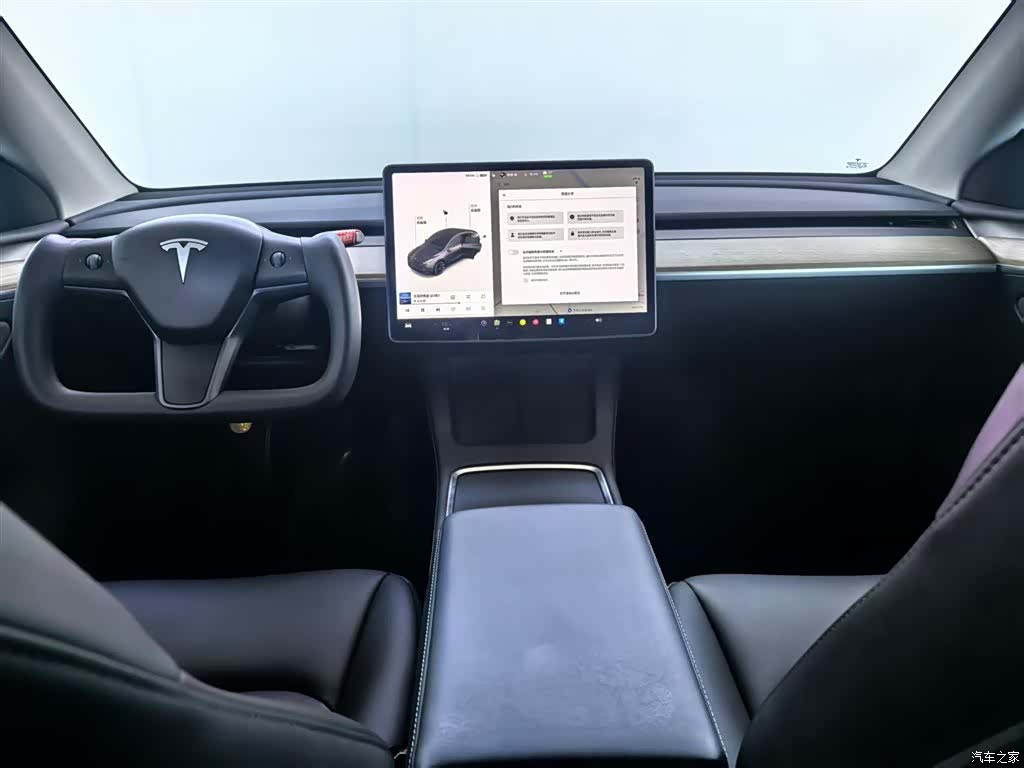 Tesla Model Y, 2021 8