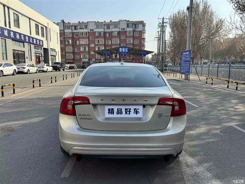 Volvo S60, 2017 все фото