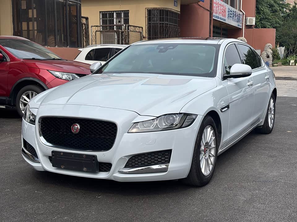 Jaguar XFL Jaguar XFL