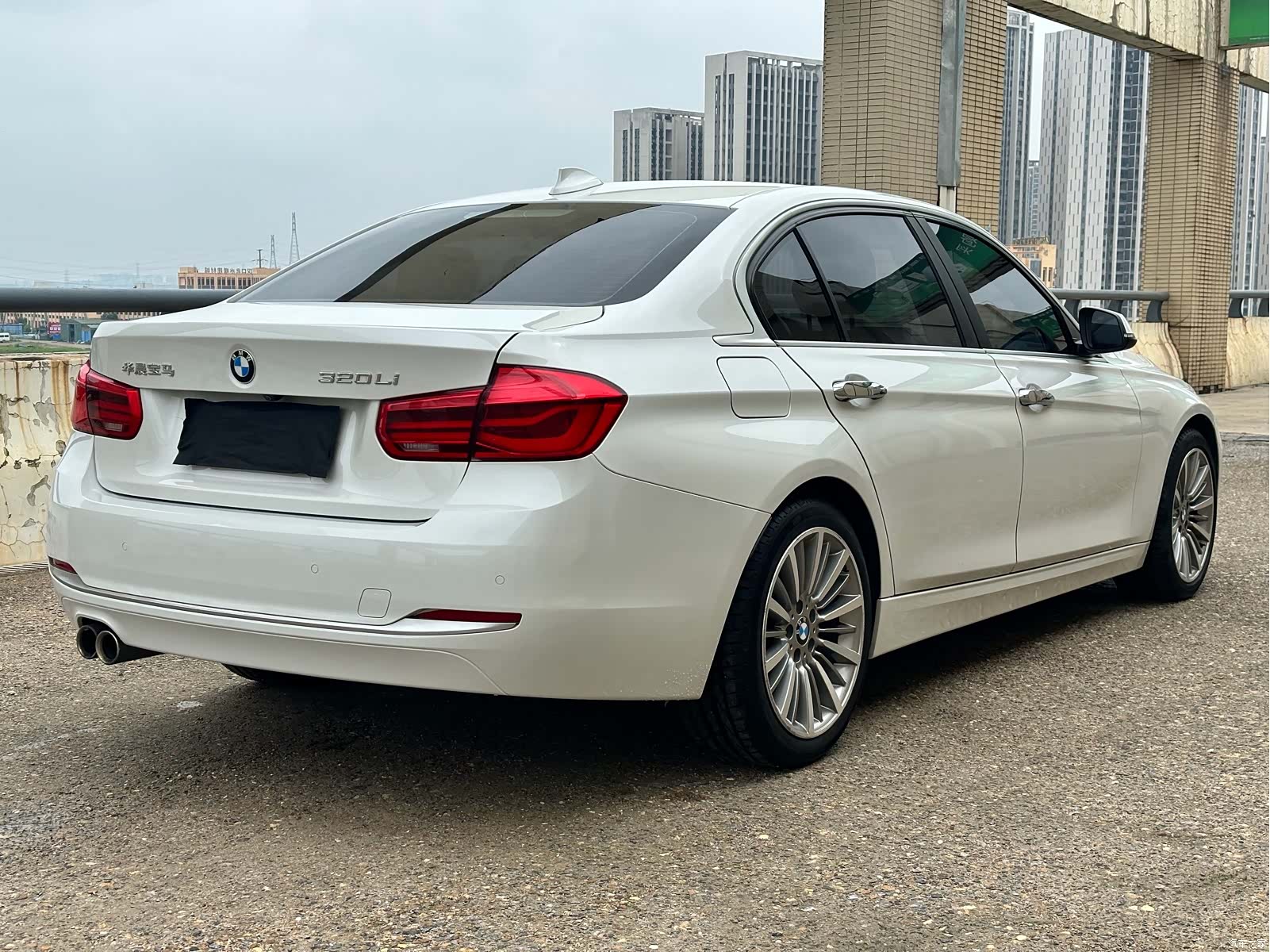 BMW 3 Series, 2019 все фото