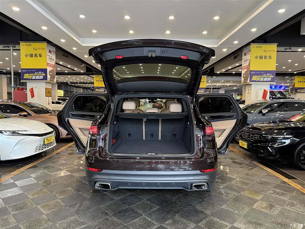 Porsche Cayenne, 2018 12