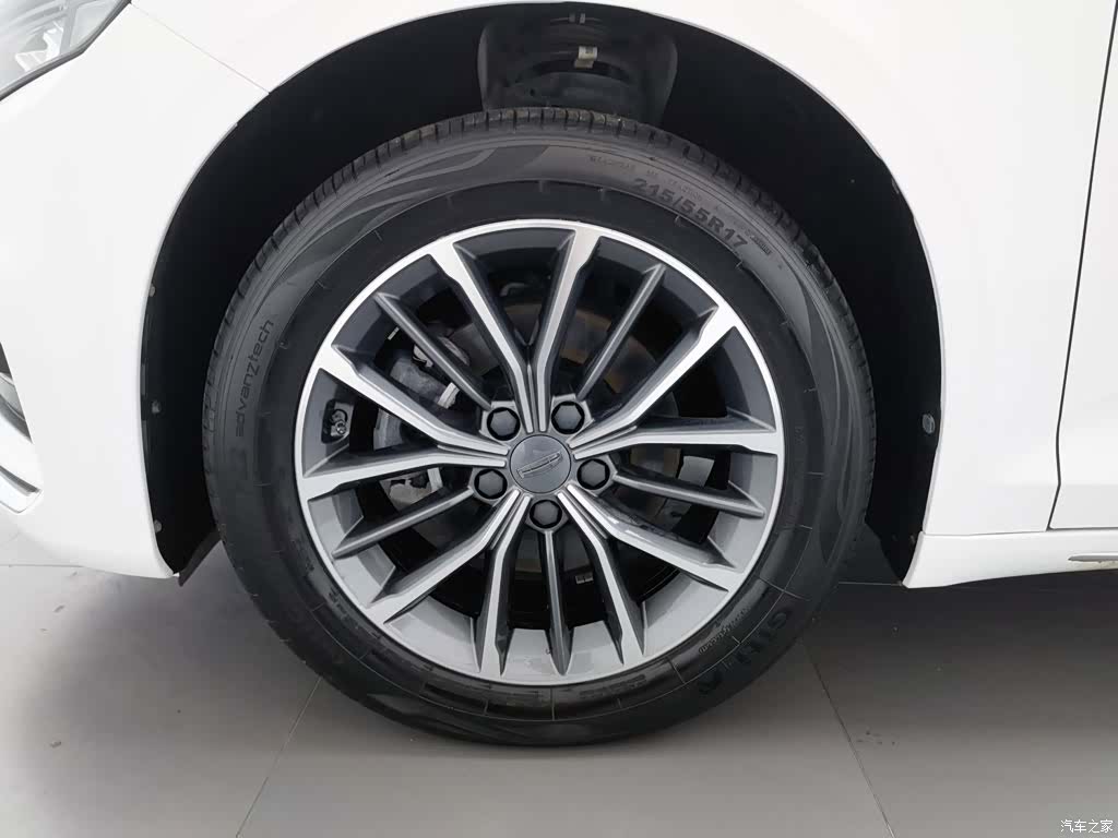 Geely Preface, 2023 17