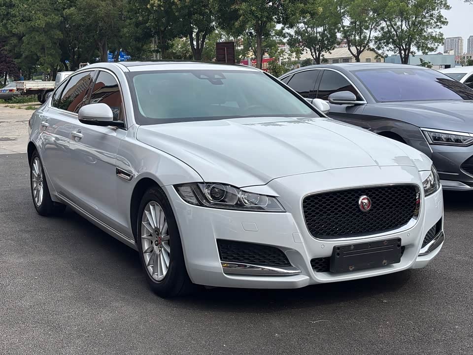 Jaguar XFL Jaguar XFL