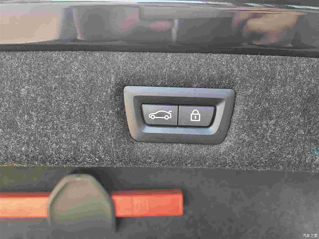 BMW 5 Series, 2023 21