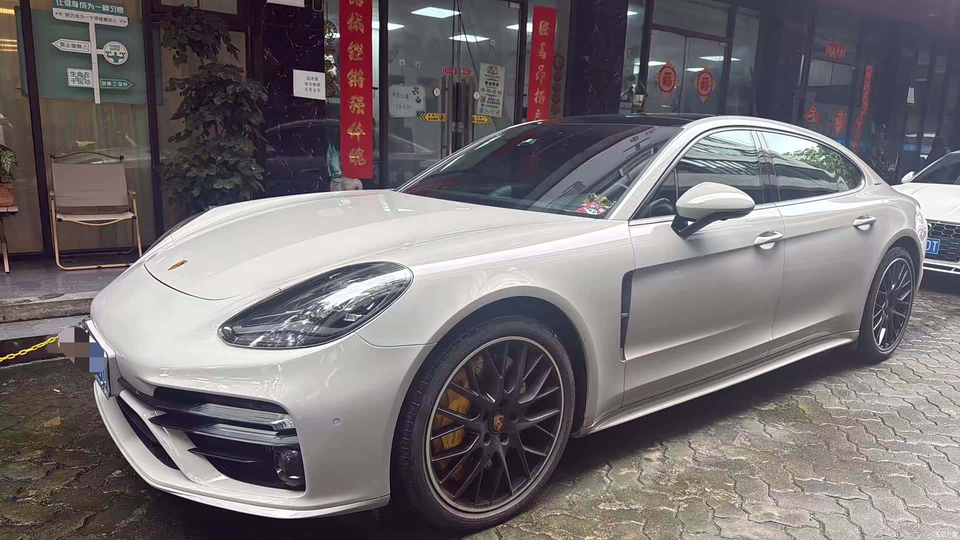 Porsche Panamera