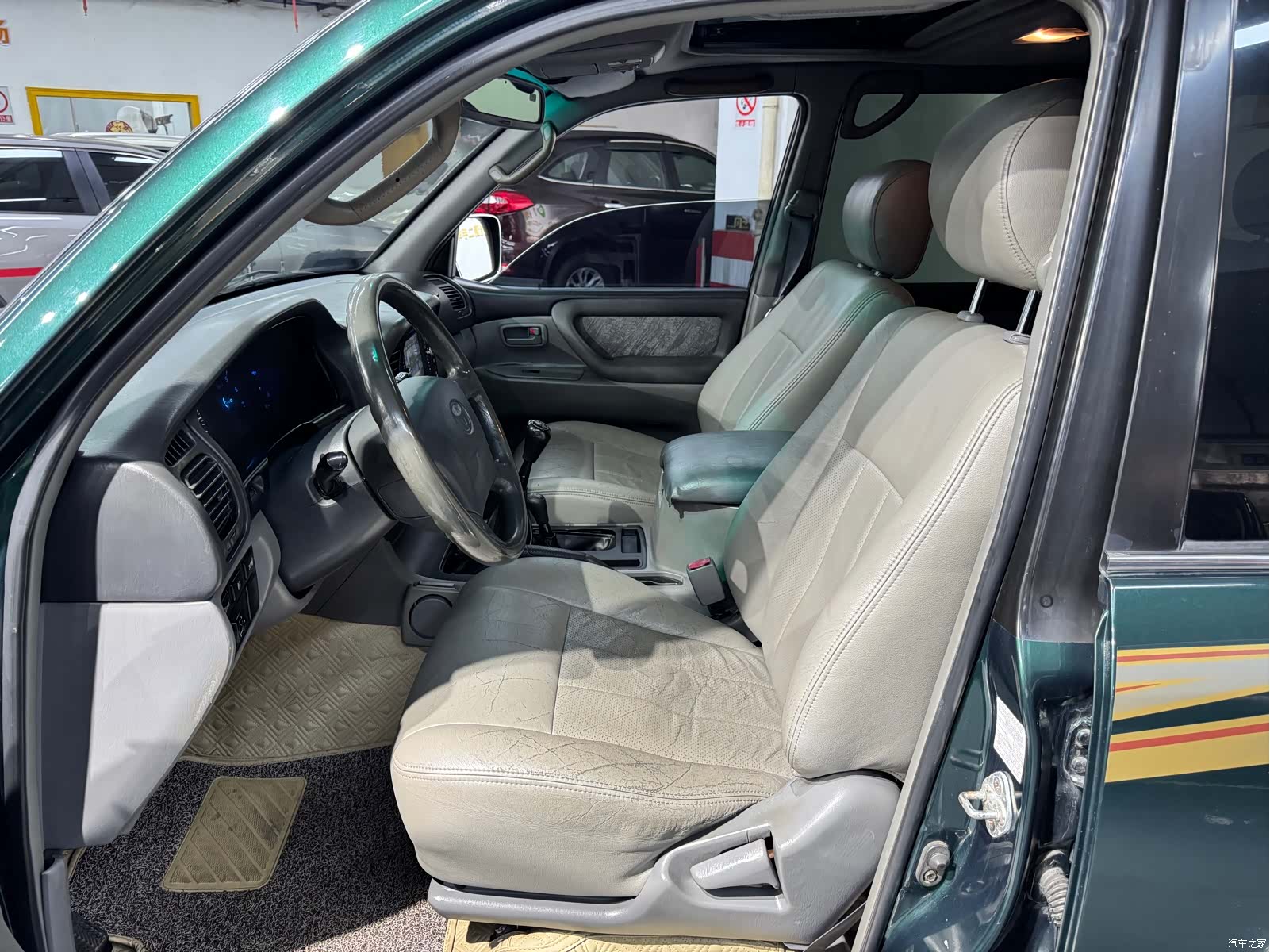 Toyota Land Cruiser, 2003 14