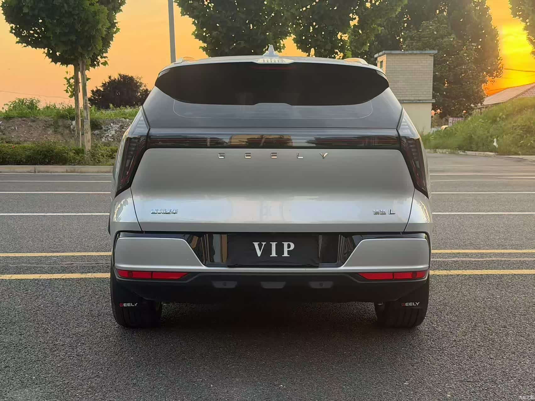 Geely Boyue, 2025 8