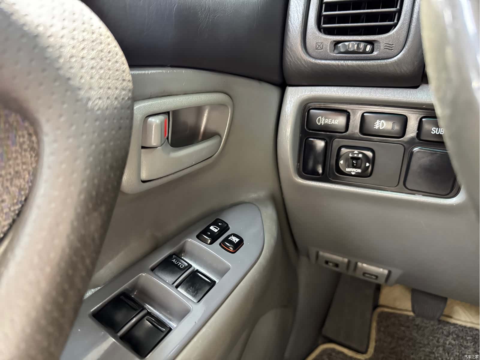 Toyota Land Cruiser, 2003 12