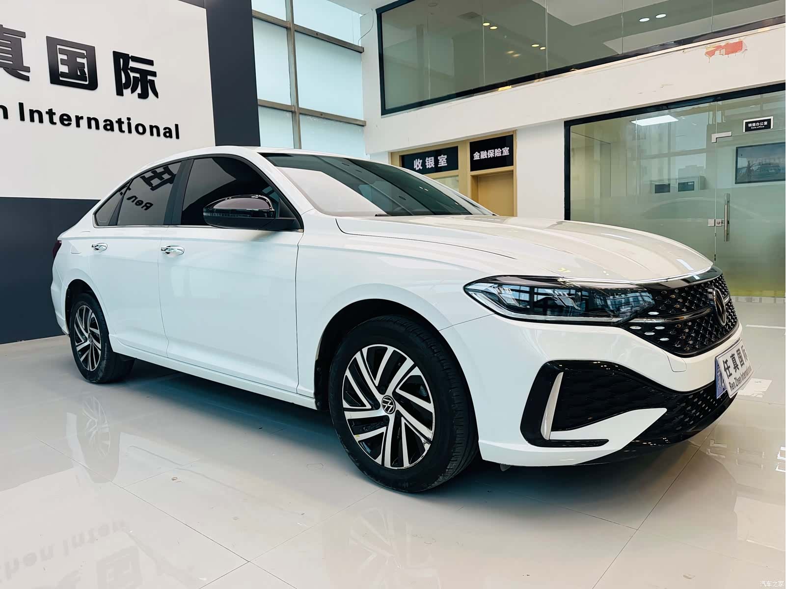 Volkswagen Lavida, 2022 3